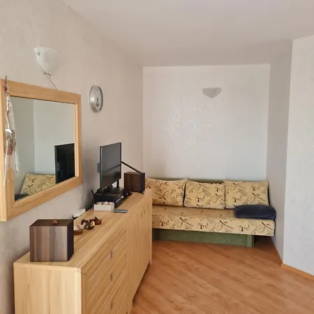 Entire 4pax , Sea View, Pool Apartament *