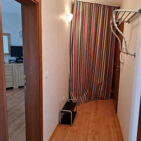 Entire 4pax , Sea View, Pool Apartament *