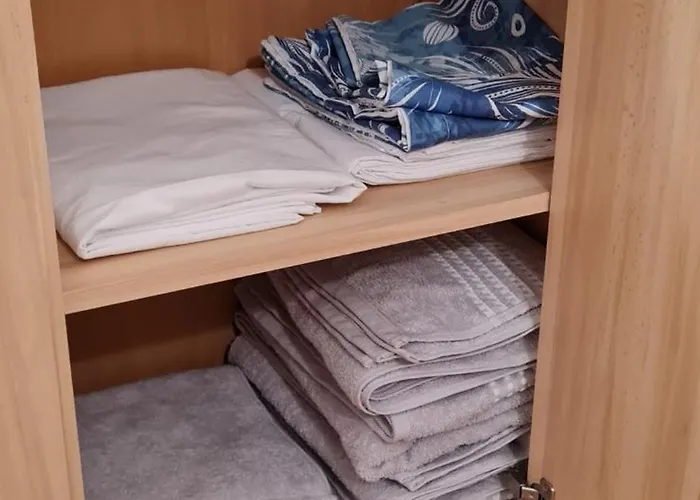 Entire 4pax , Sea View, Pool