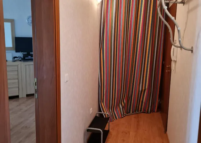 Entire 4pax , Sea View, Pool Apartamento *