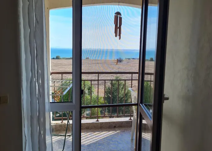Entire 4pax , Sea View, Pool Apartamento Ravda