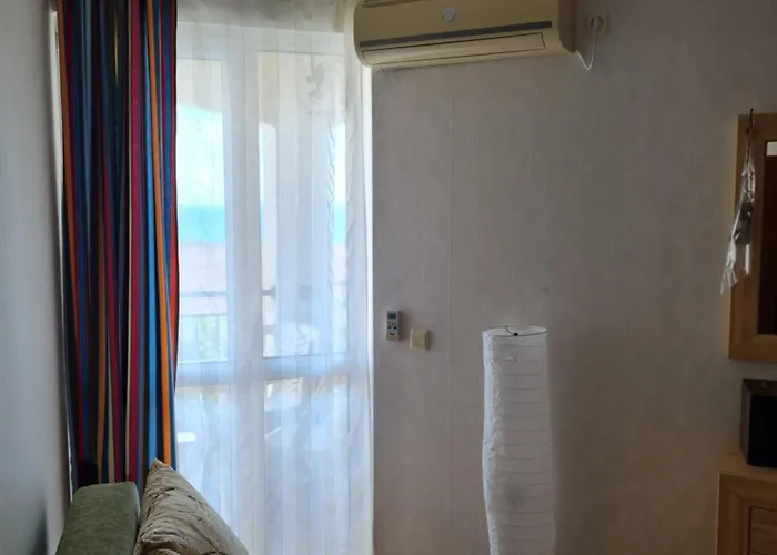 Entire 4pax , Sea View, Pool * Ravda